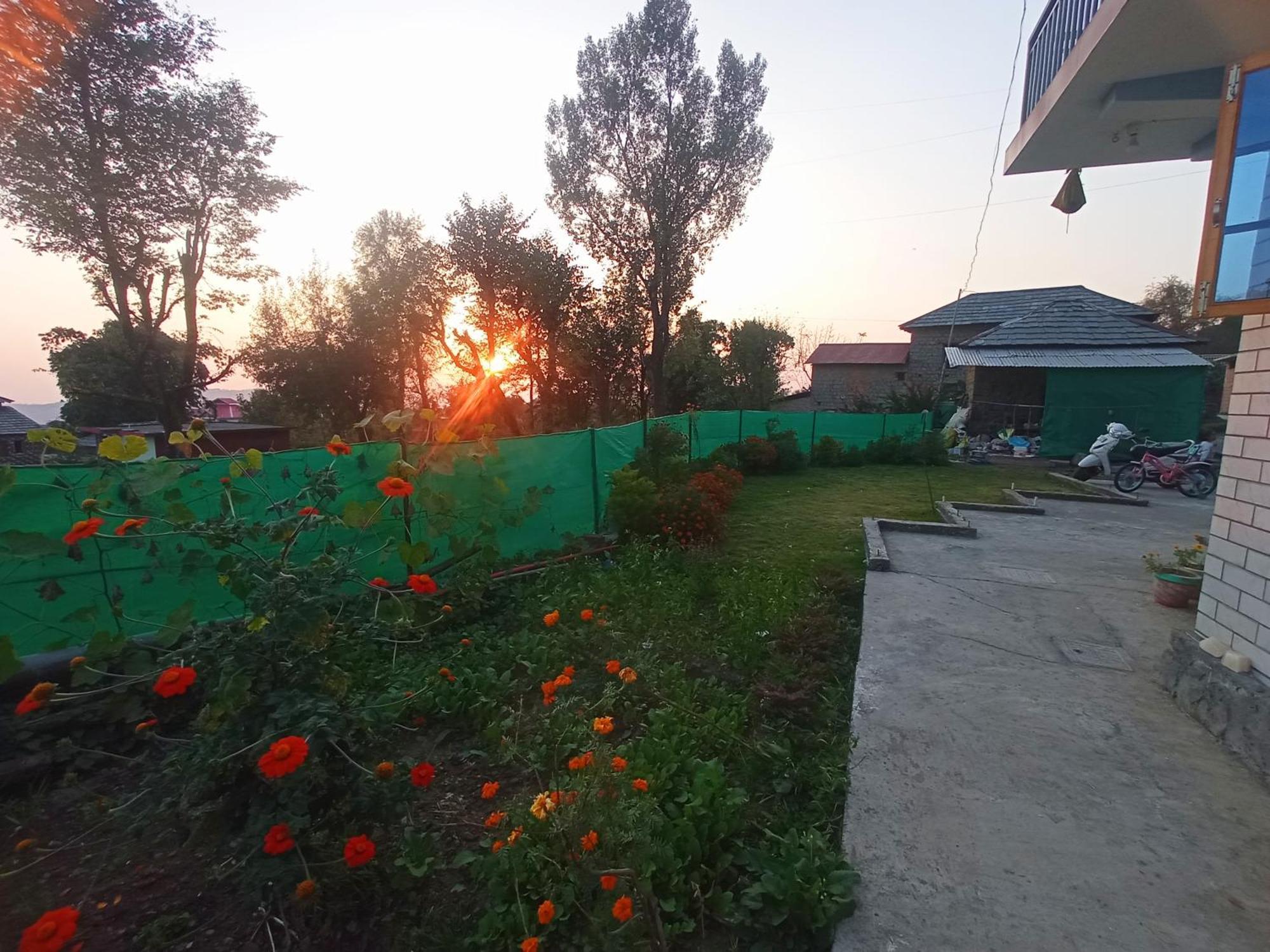 Travelodge Homestay Bir  Exterior photo